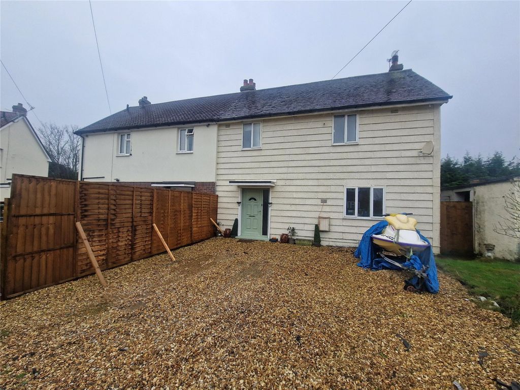 3 bed semidetached house for sale in Hazel Avenue, Gwersyllt, Wrexham