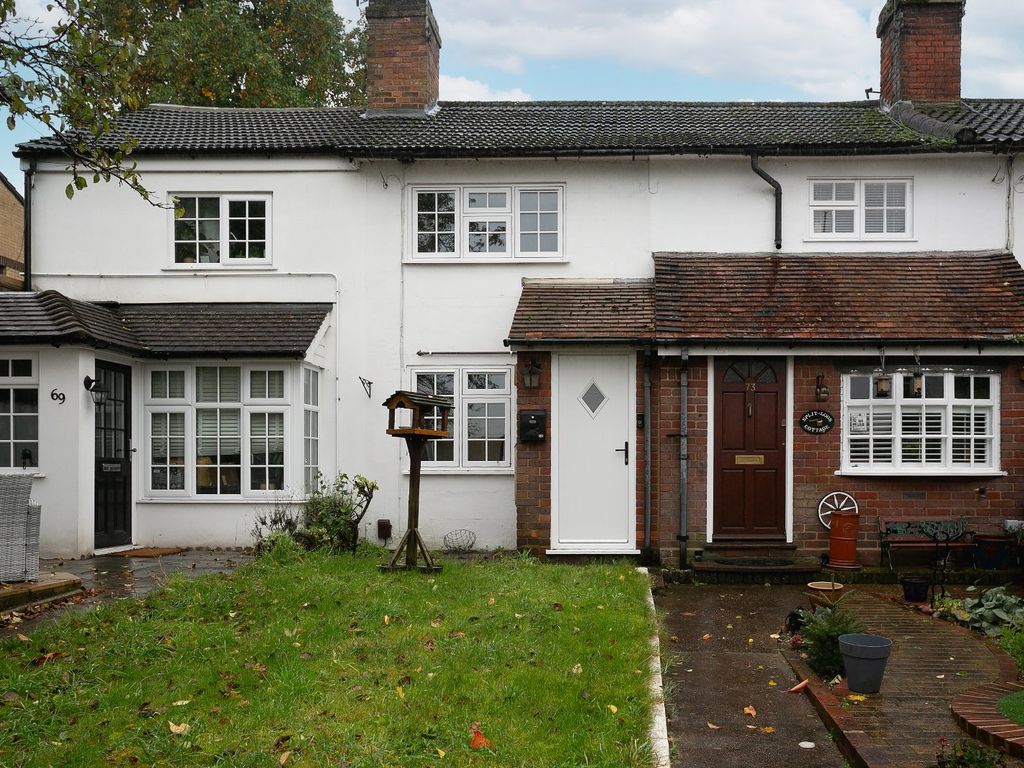 2 bed terraced house for sale in London Road, Hemel Hempstead