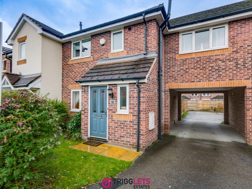 3 bed terraced house for sale in Close, Brampton Bierlow
