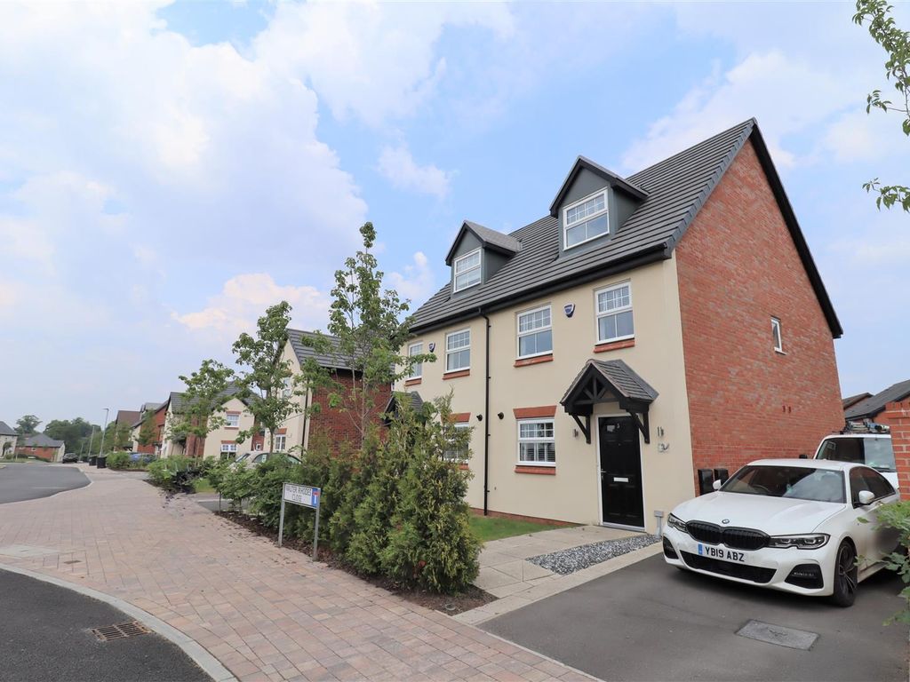 3 bed semidetached house for sale in Walter Rhodes Close, Shavington