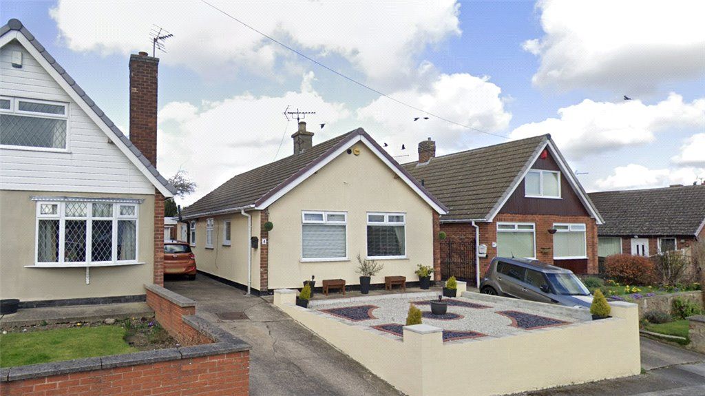 2 bed bungalow for sale in Astley Close, KirkbyInAshfield, Nottingham