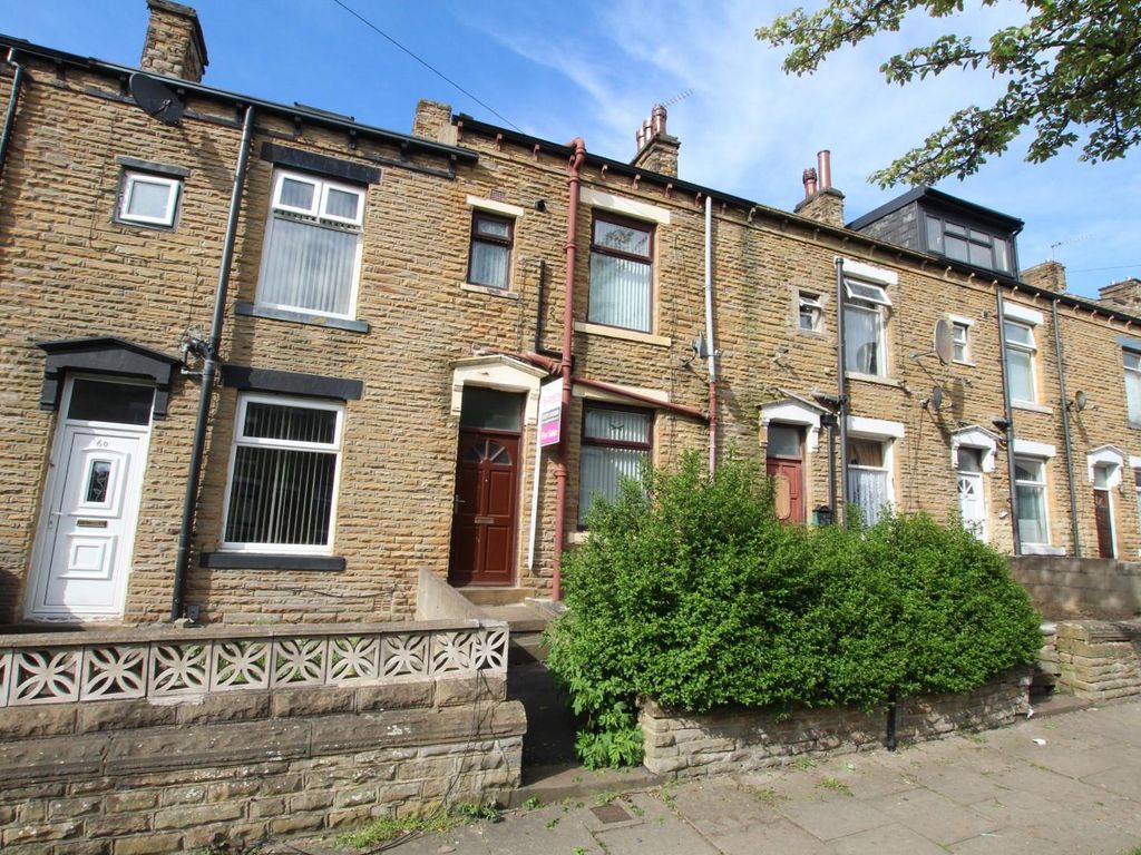 3 bed terraced house for sale in Maidstone Street, Barkerend, Bradford