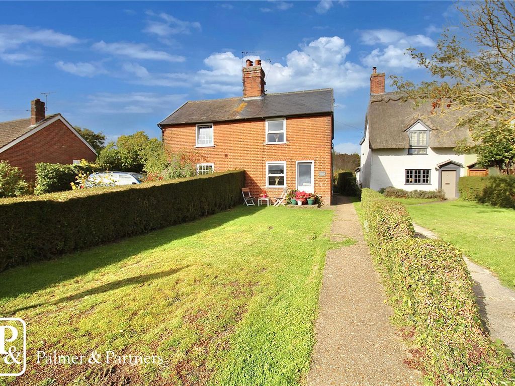 3 bed semidetached house for sale in The Green, Pettaugh, Stowmarket