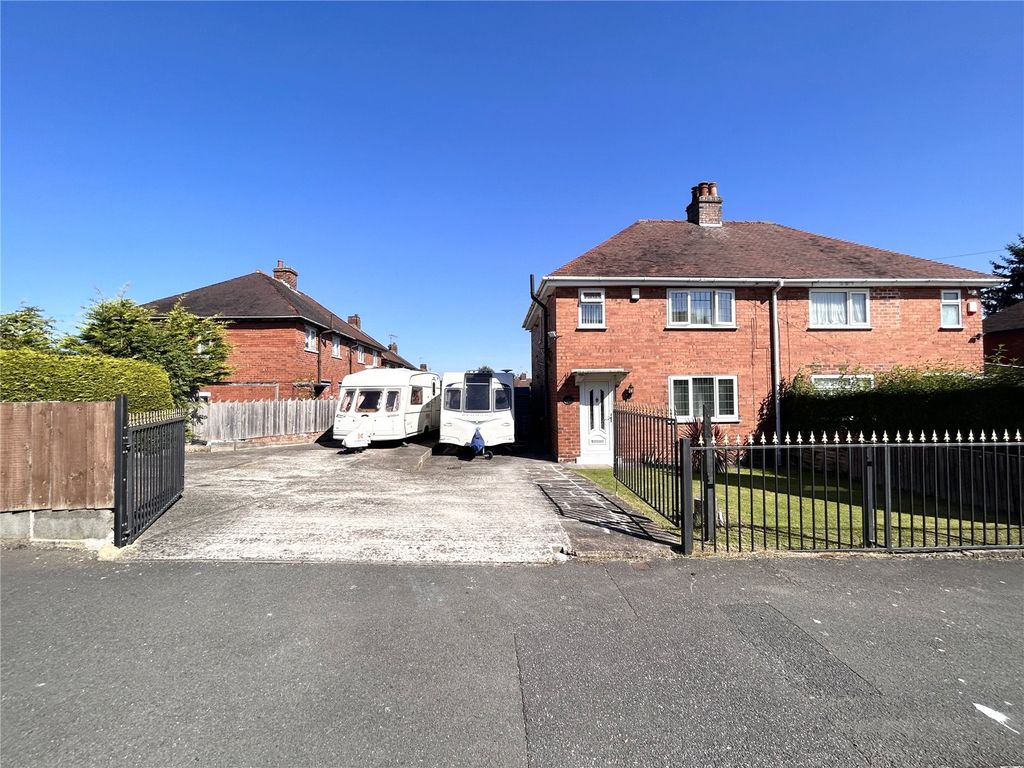 3 bed semidetached house for sale in Church Drive, Ilkeston