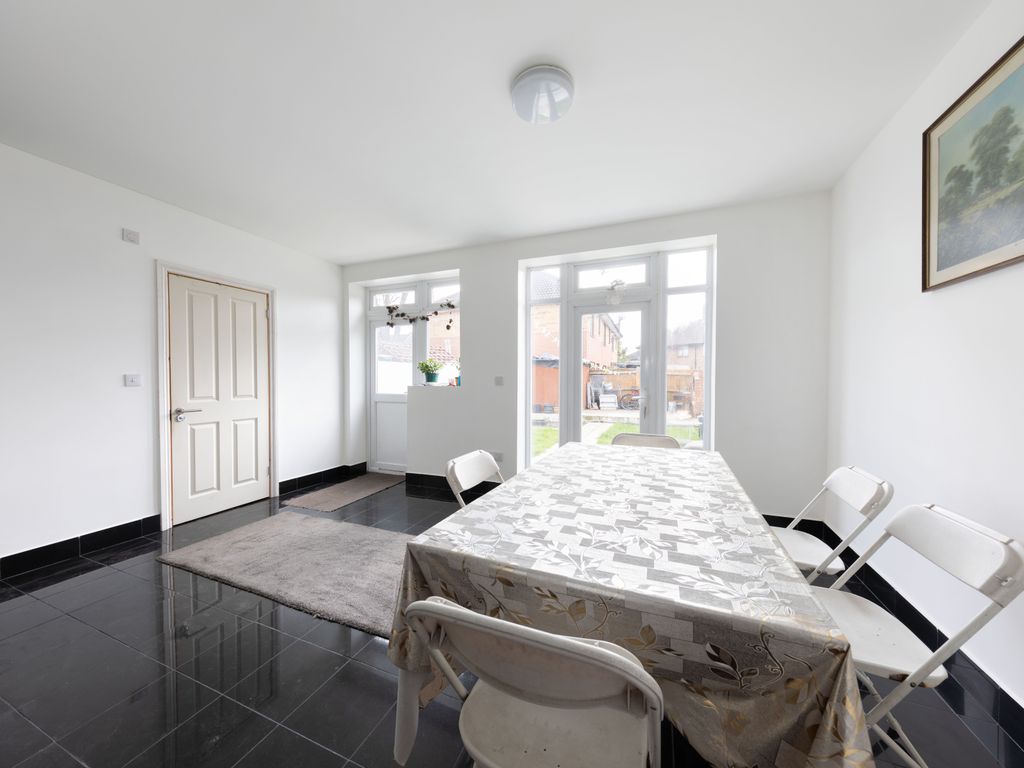 3 bed semidetached house for sale in Sandford Road, London E6 Zoopla