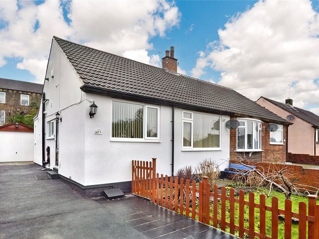 2 bed bungalow for sale in Owlcotes Lane, Pudsey, West Yorkshire LS28