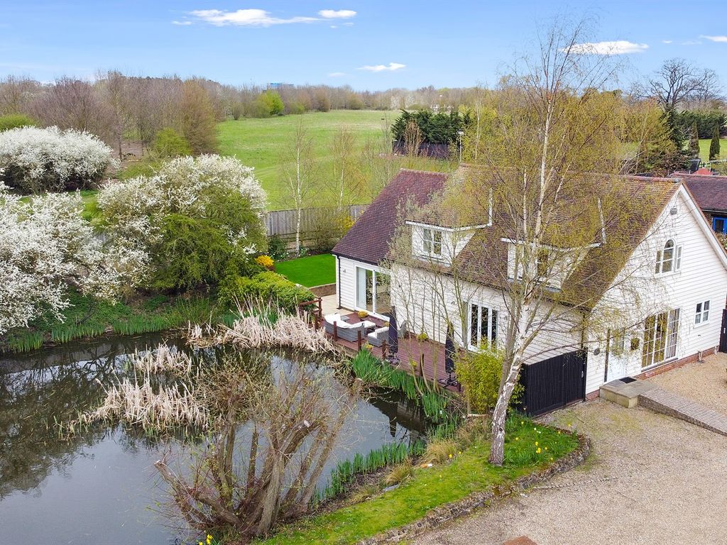 3 bed detached house for sale in Theydon Hall Farm, Theydon Bois, Essex