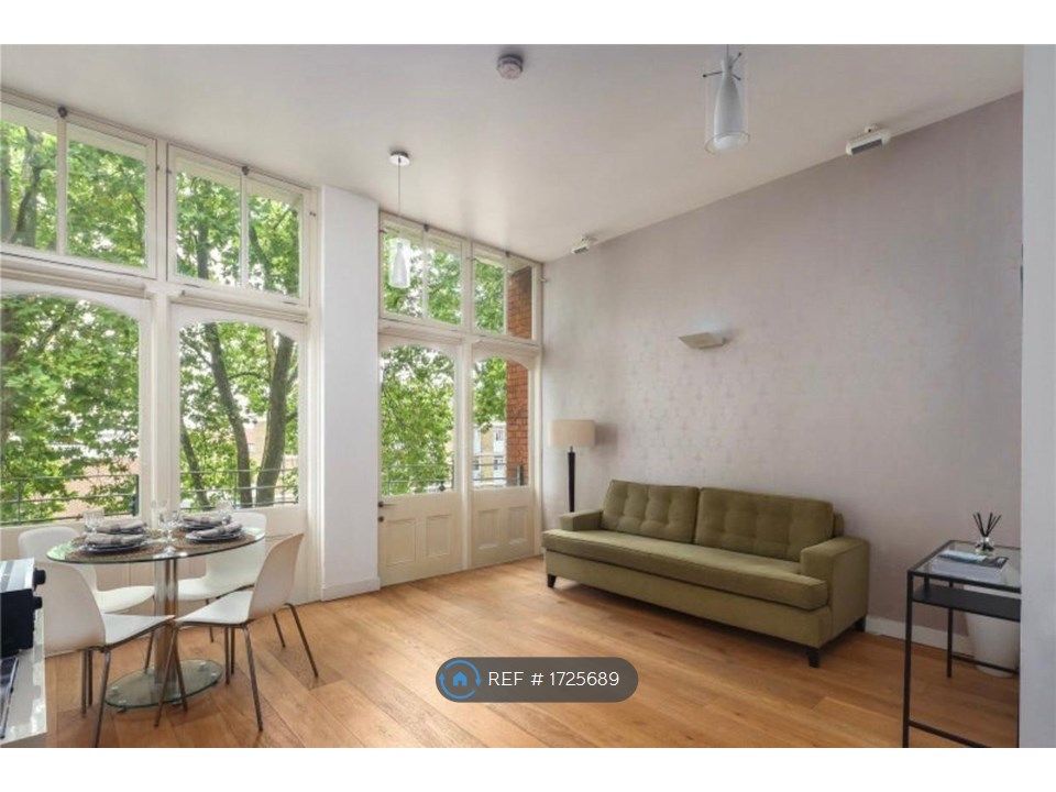 Room to rent in Romford Road, London E15 Zoopla