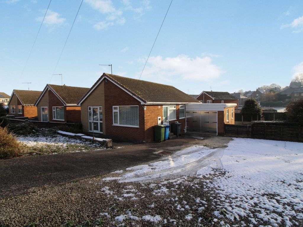 Halton Close, Newbold, Chesterfield S41