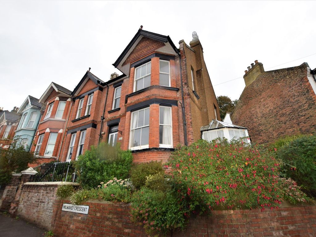 3 bed flat to rent in Milward Road, Hastings TN34 Zoopla