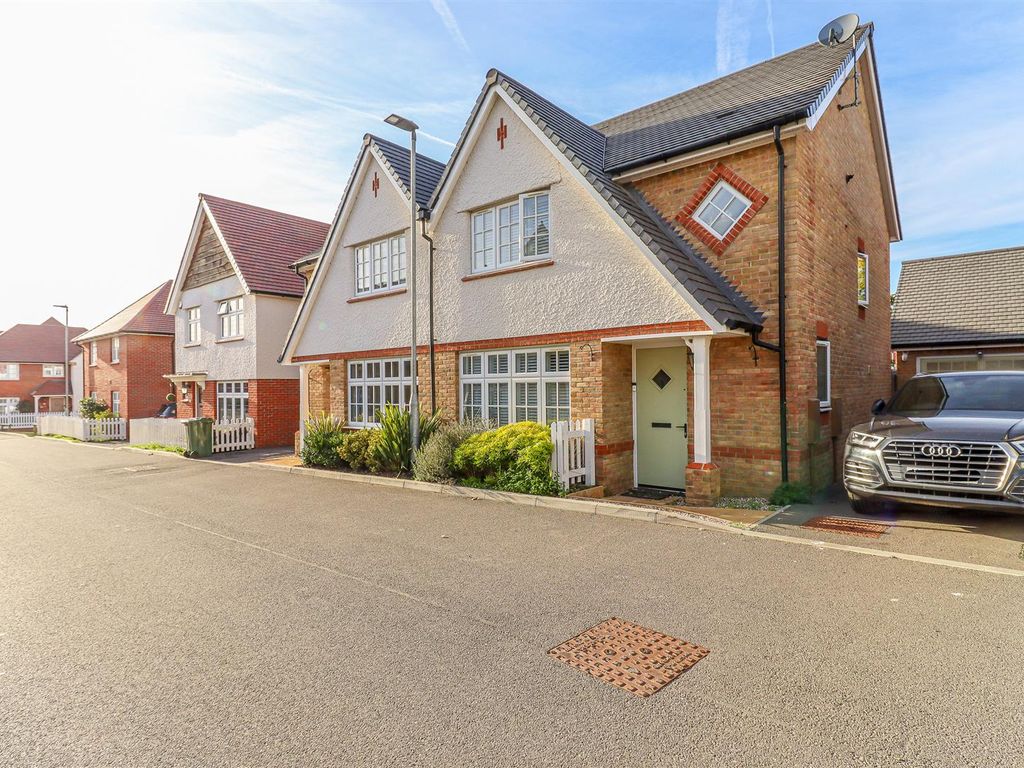 3 bed semidetached house for sale in Parker Drive, Langdon Hills SS16