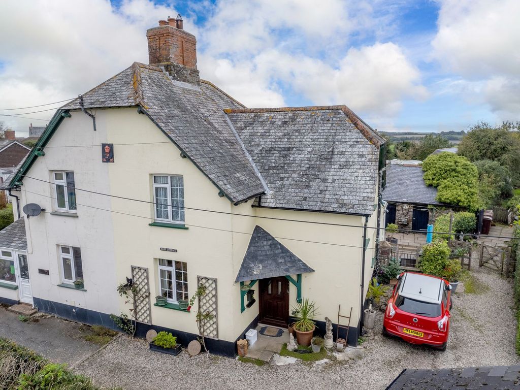 3 bed semidetached house for sale in Chawleigh, Chulmleigh EX18 Zoopla