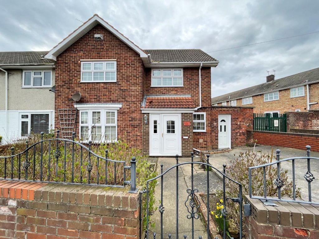 3 bed end terrace house for sale in Wynyard Road, Owton Manor