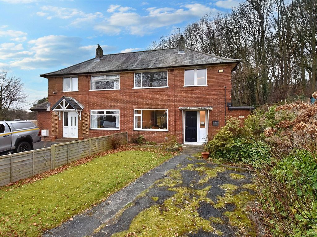 2 bed semidetached house for sale in Queenswood Mount, Headingley