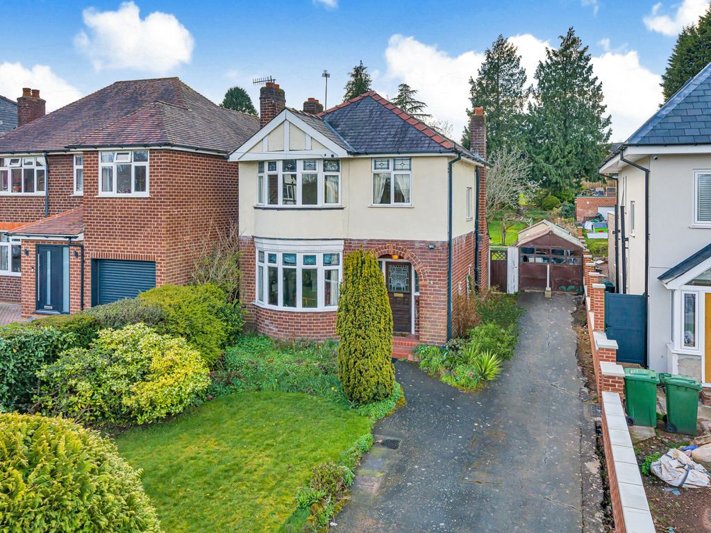 3 bed detached house for sale in St. Johns Avenue, Kidderminster DY11