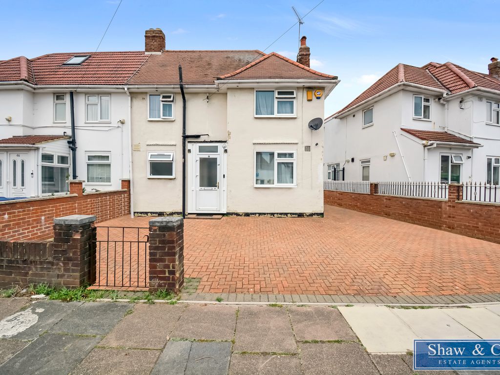 3 bed semidetached house for sale in Allendale Avenue, Southall UB1, £