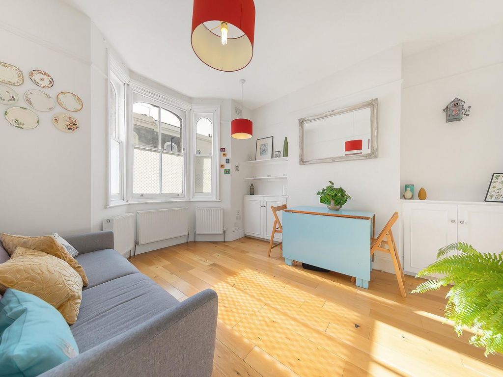 1 bed flat for sale in Mayall Road, London SE24, £425,000 Zoopla