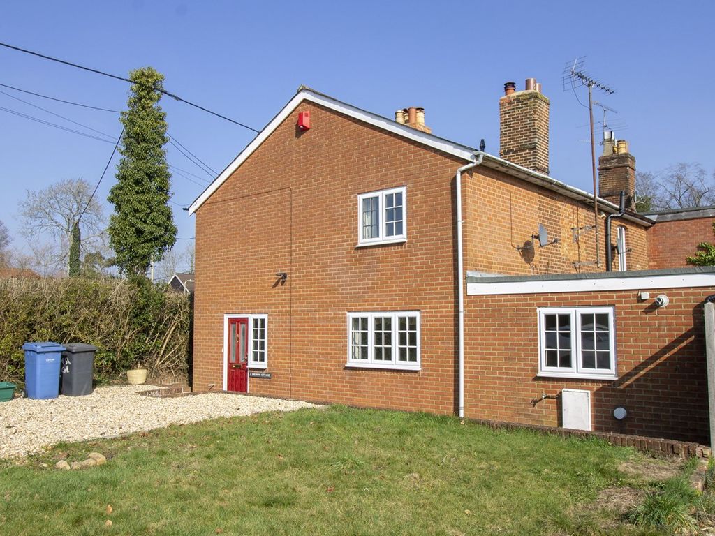 3 bed cottage to rent in London Road, Hook RG27 Zoopla