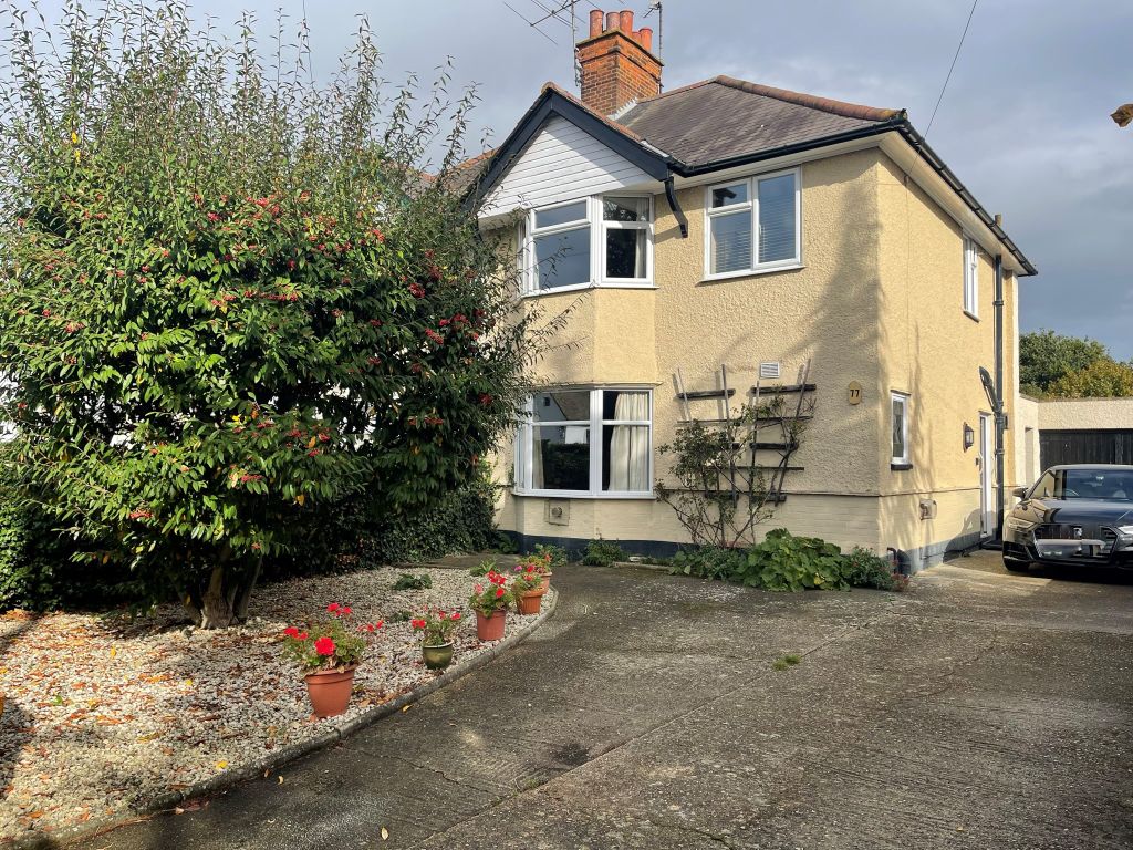 3 bed semidetached house for sale in London Road, Biggleswade SG18