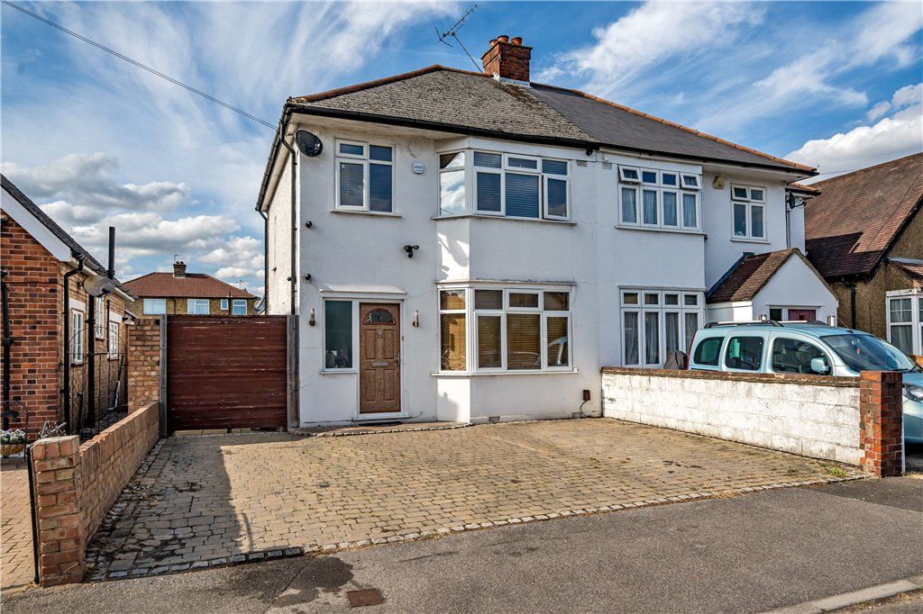 3 bed semidetached house for sale in Clammas Way, Cowley, Uxbridge UB8