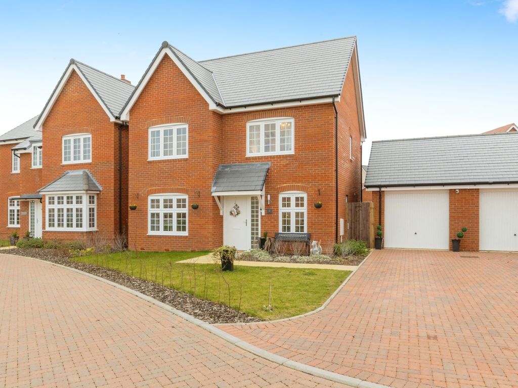 4 bed detached house for sale in Quail Grove, Wymondham, Norfolk NR18