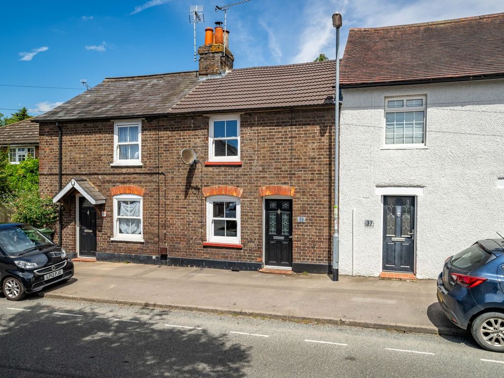 2 bed terraced house for sale in Front Street, Slip End, Luton, Bedfordshire LU1, £335,000 Zoopla