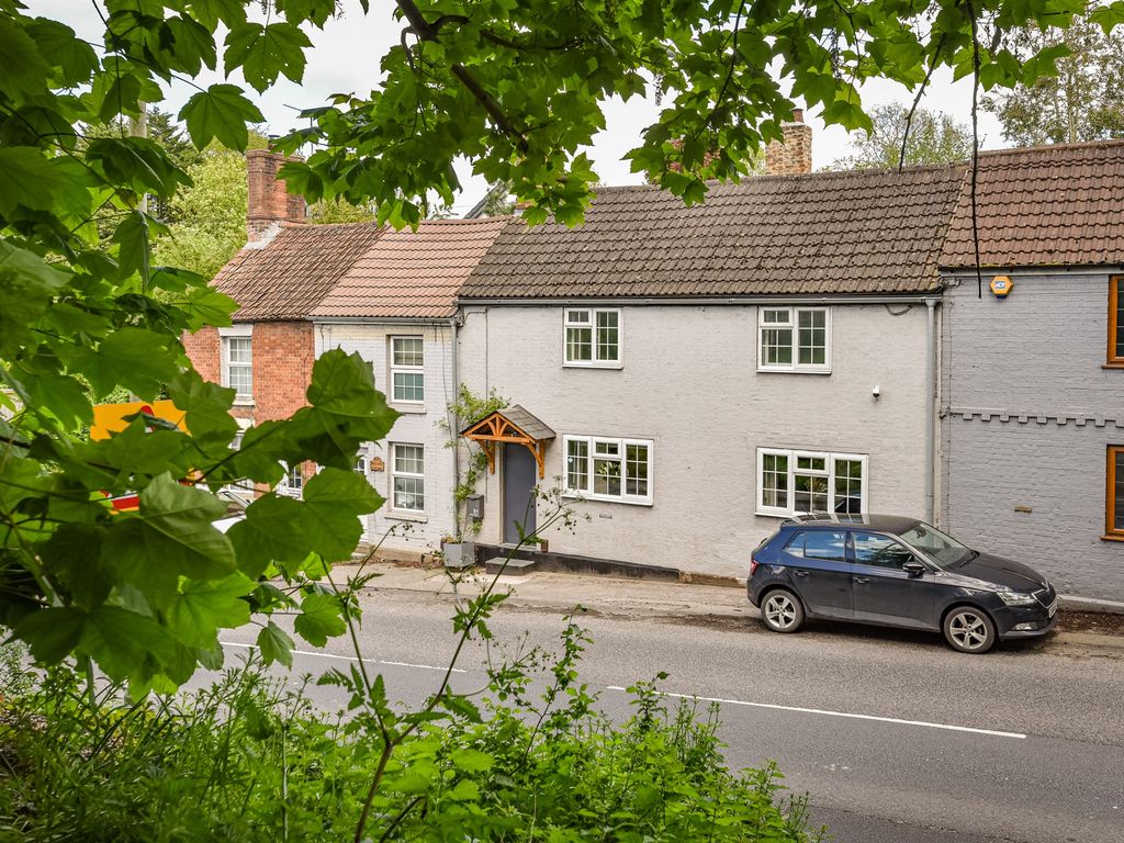 2 bed cottage for sale in Chalford, Westbury BA13 Zoopla