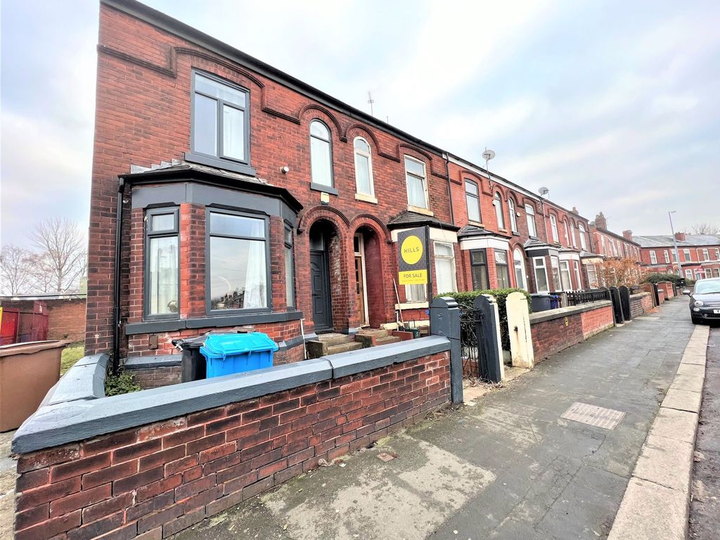 3 bed terraced house for sale in Trafford Road, Eccles M30 Zoopla