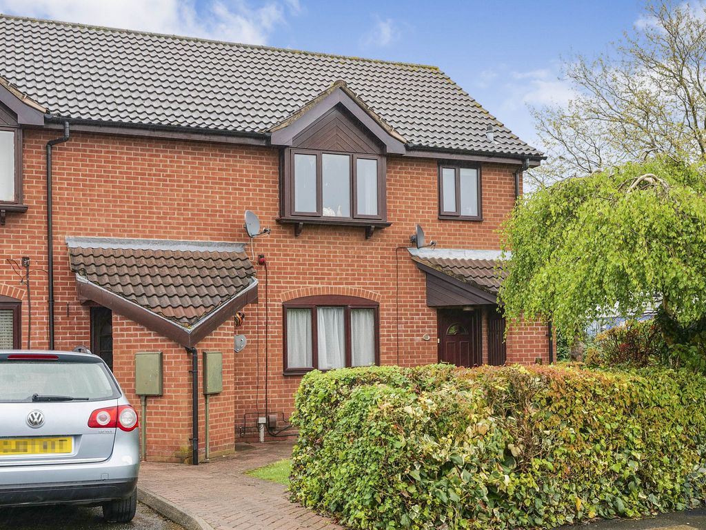 1 bed for sale in Thorns Avenue, Brierley Hill DY5, £65,000