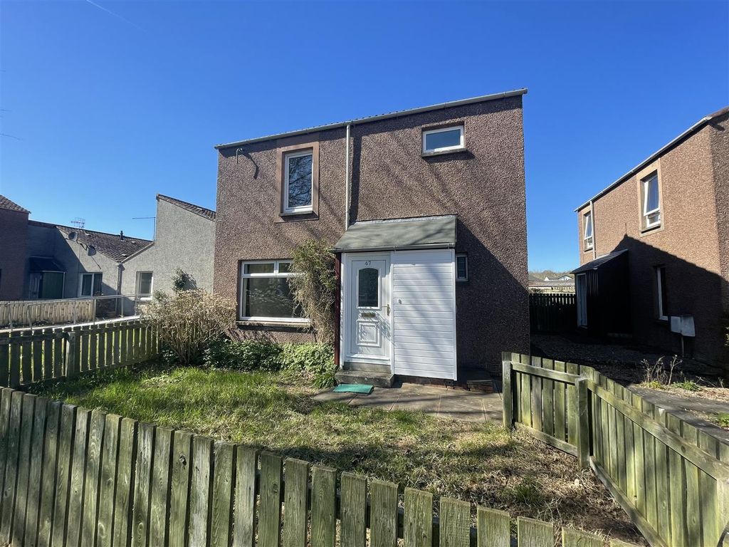 3 bed end terrace house for sale in Westland Park, Auchtermuchty, Cupar