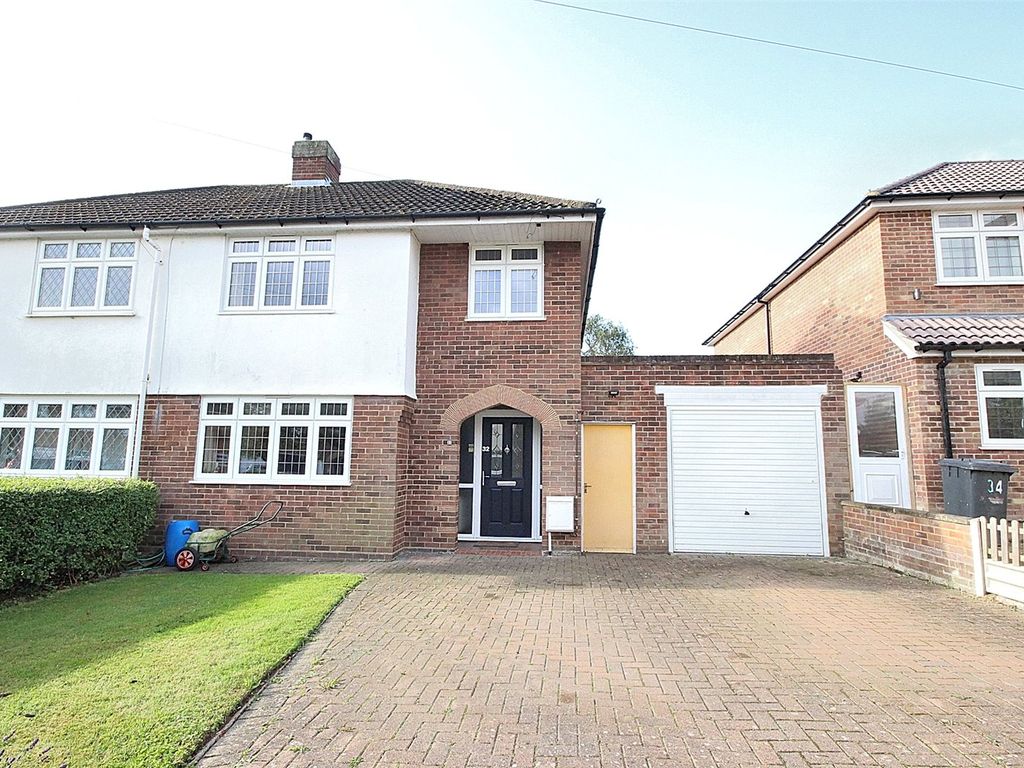 3 bed semidetached house for sale in The Buntings, Bedford, Bedfordshire MK41, £350,000 Zoopla