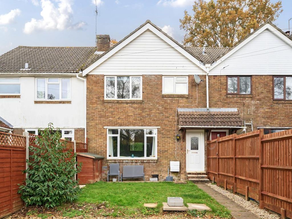 3 bed terraced house for sale in Pine Crescent, Hiltingbury, Chandlers