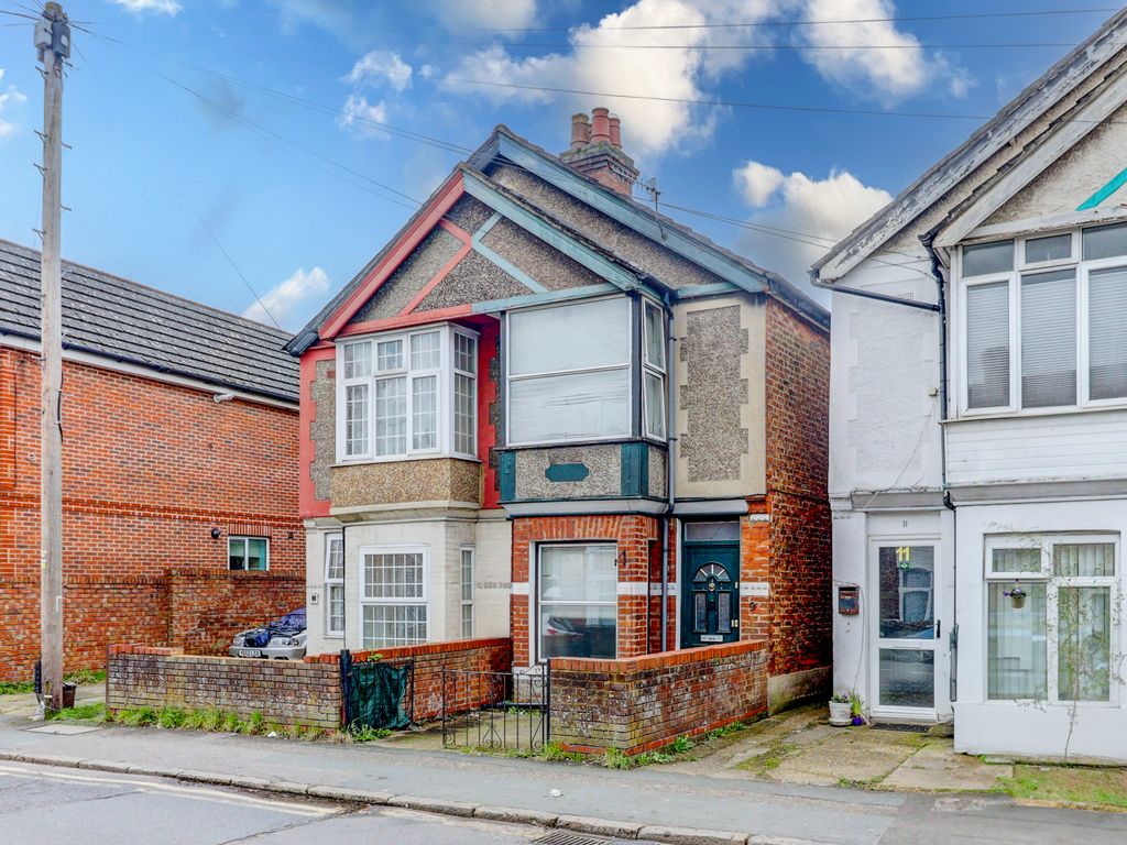 3 bed semidetached house for sale in Dashwood Avenue, High HP12, £315,000 Zoopla