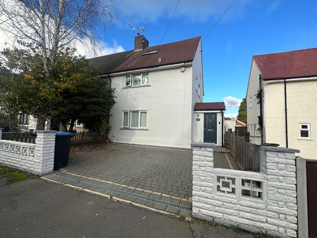 3 bed end terrace house for sale in Linden Gardens, Enfield EN1, £600,000 Zoopla