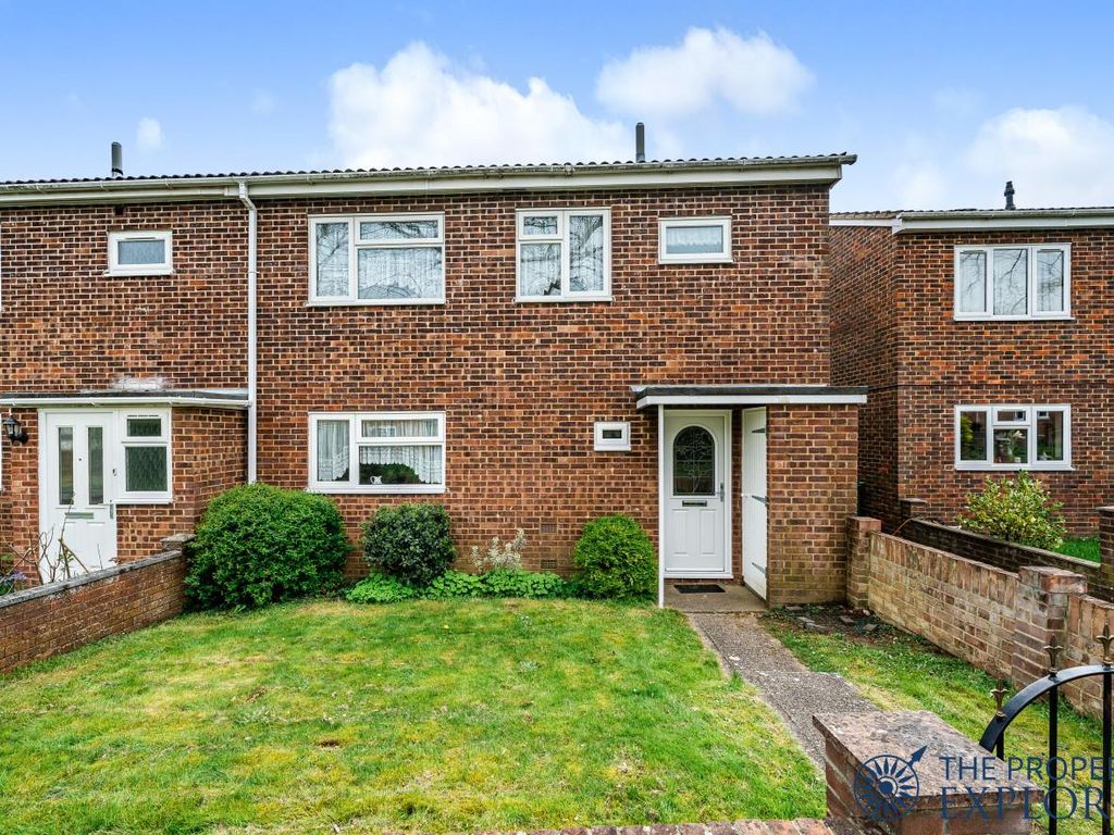 4 bed end terrace house for sale in Evesham Walk, Basingstoke RG24 Zoopla