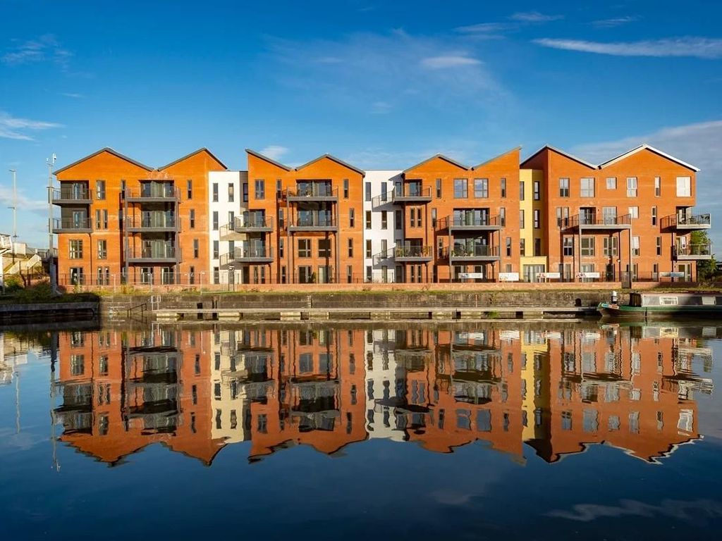 Llanthony Place, St Ann Road, Gloucester GL2