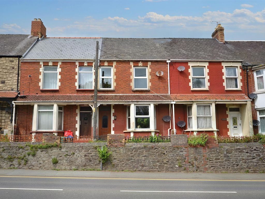3 bed terraced house for sale in Castle Terrace, Steynton Road, Milford