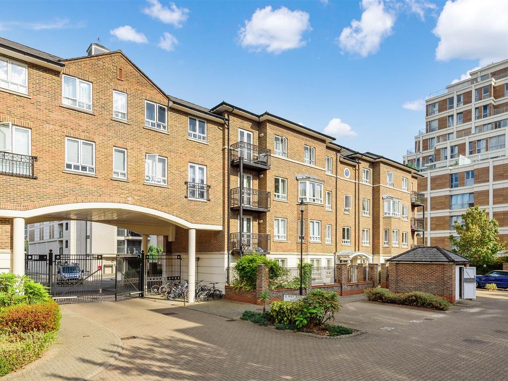 2 bed flat for sale in May Bate Avenue, Kingston Upon Thames KT2 Zoopla