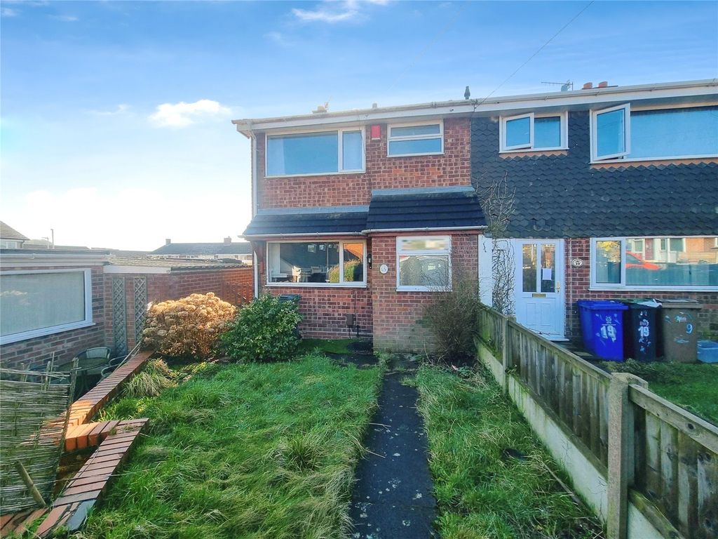 3 bed end terrace house to rent in Kentmere Close, StokeOnTrent