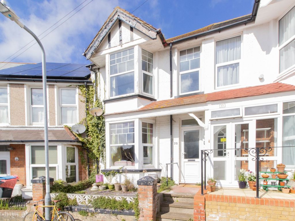 2 bed terraced house for sale in Fitzroy Avenue, Margate CT9, £260,000