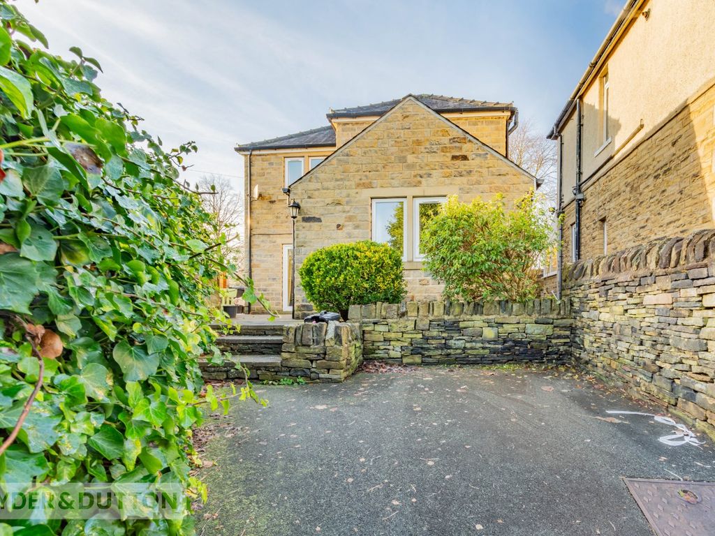 4 bed detached house for sale in Churchfields Road, Brighouse, West