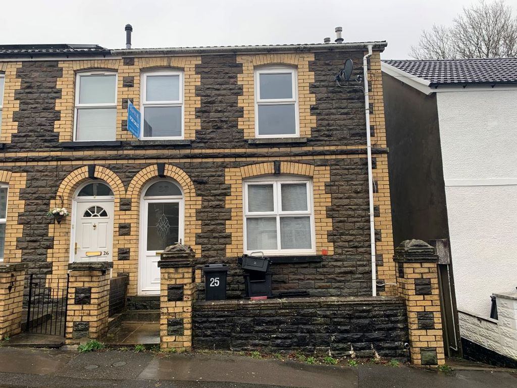 25 Gwaelodygarth, Merthyr Tydfil, Mid Glamorgan CF47  