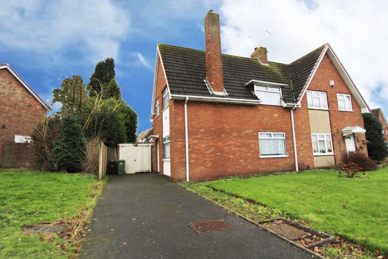 3 bed semidetached house for sale in Overfield Road, Russells Hall