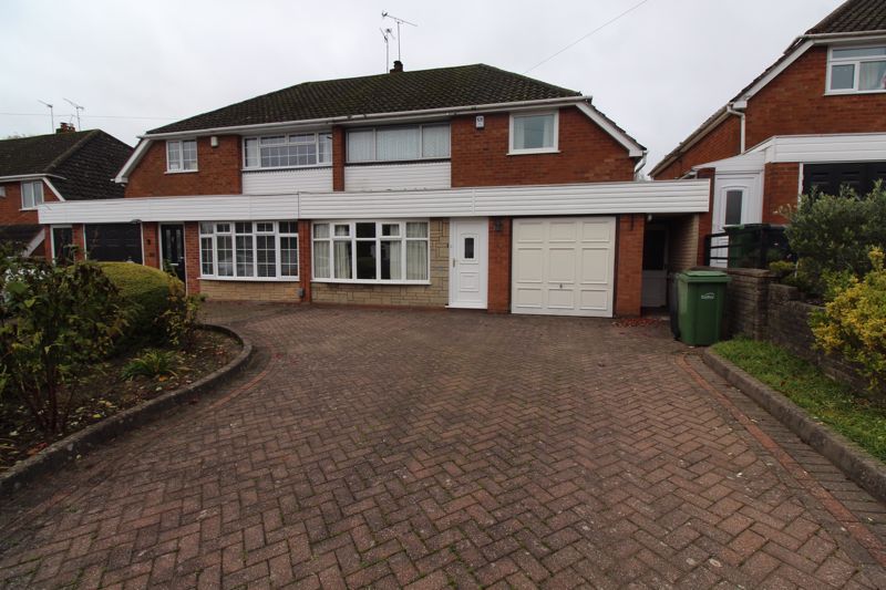 3 bed semidetached house for sale in Huntlands Road, Halesowen B63, £