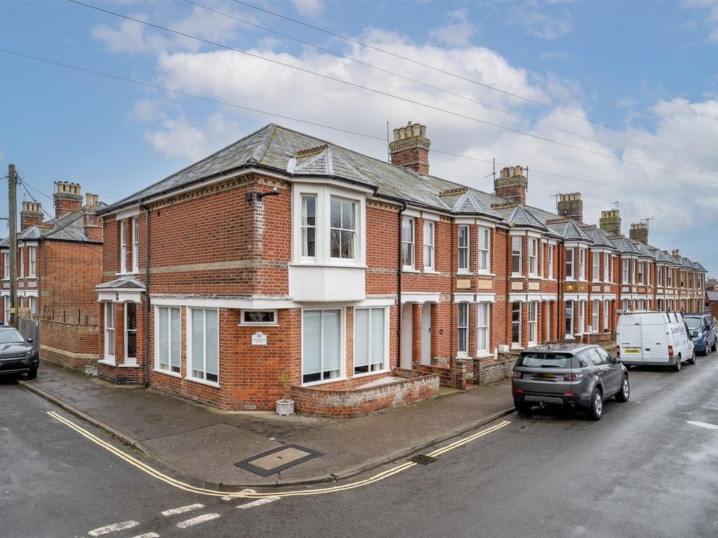 5 bed semidetached house for sale in Stradbroke Road, Southwold IP18
