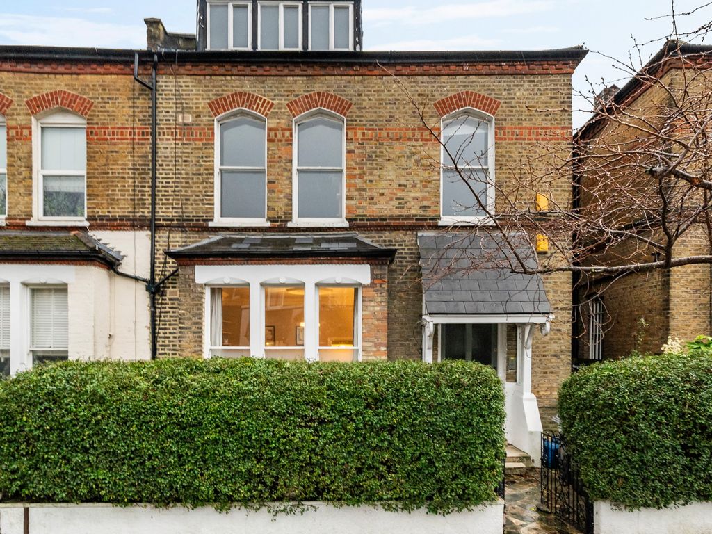 3 bed flat for sale in Finsbury Park Road, London N4, £985,000 Zoopla
