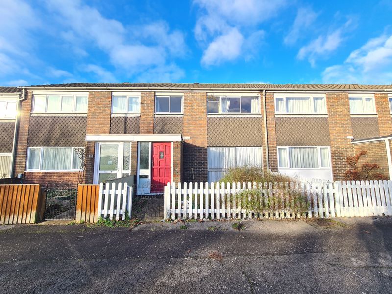 3 bed terraced house for sale in Glebe Drive, Gosport PO13, £250,000