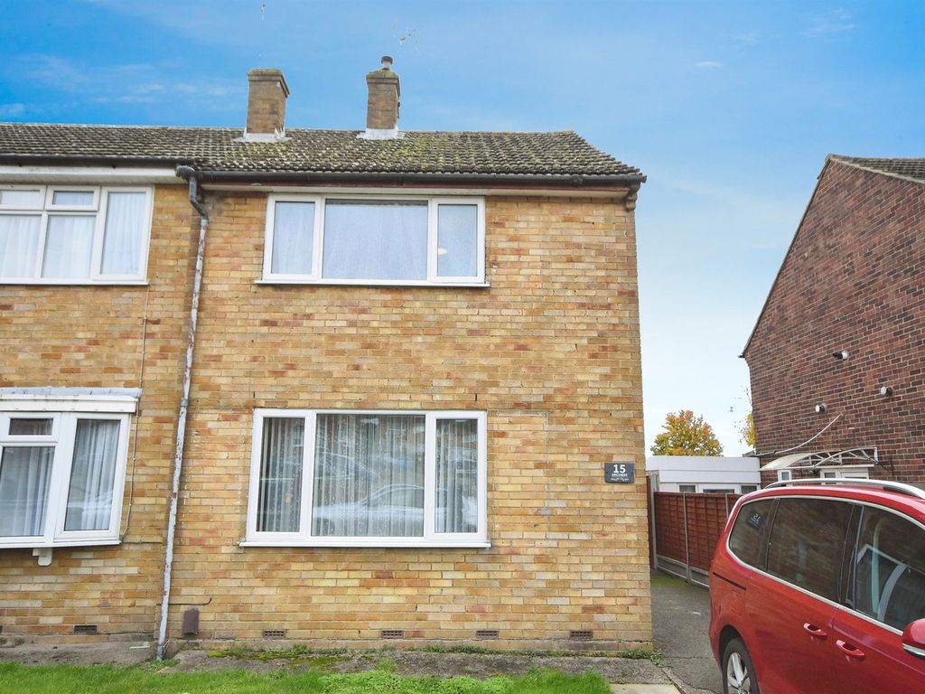 2 bed semidetached house for sale in Archway, Romford RM3, £350,000