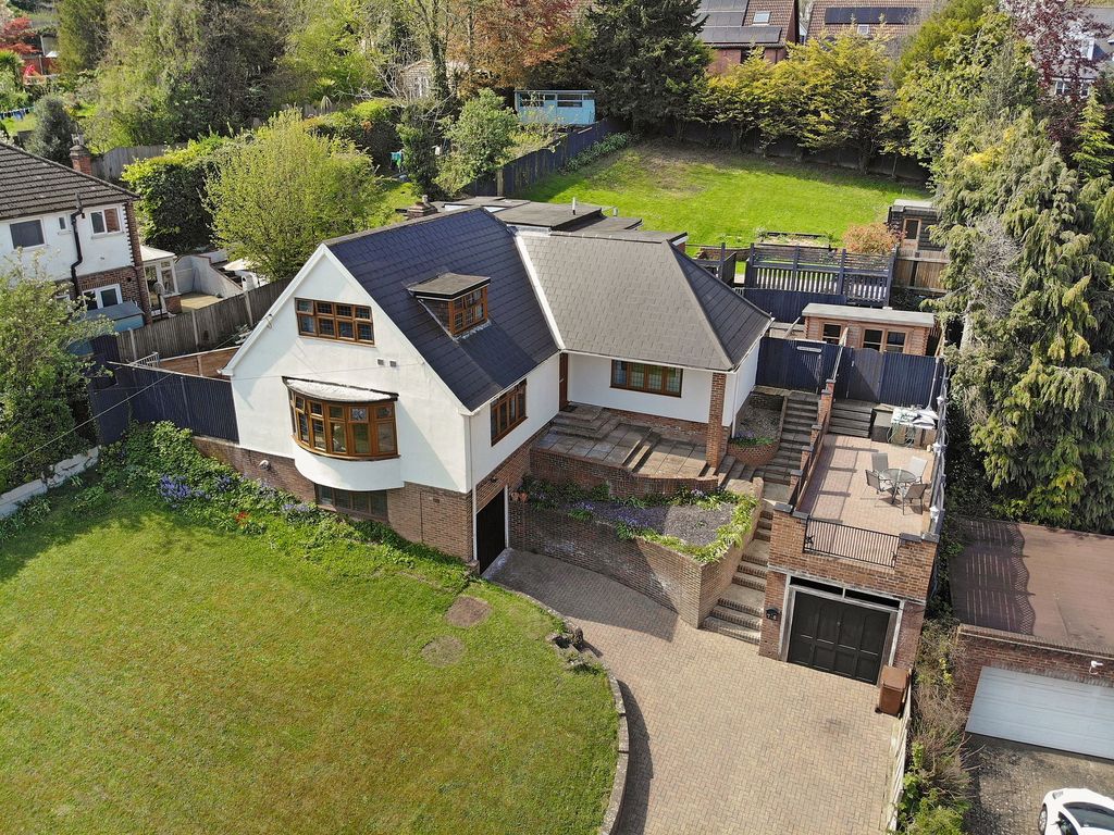 4 bed detached house for sale in Robin Hood Lane, Waldersalde ME5 Zoopla