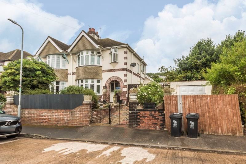 3 bed semidetached house for sale in Dale Road, Newport NP19 Zoopla